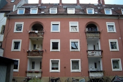 03 | Kulturdenkmal Blücherstr. 22, Karlsruhe, Bestand Hofseite (vor Dachsanierung), LP 6-8