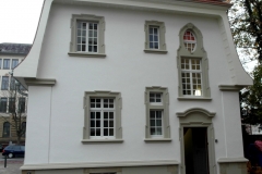 15 | Kulturdenkmal KIT Geb. 50.25, Ansicht 3 (nach Dach- und Fassadensanierung), LP 8 als FM